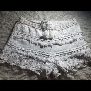 White jean shorts just for $15! 🔥